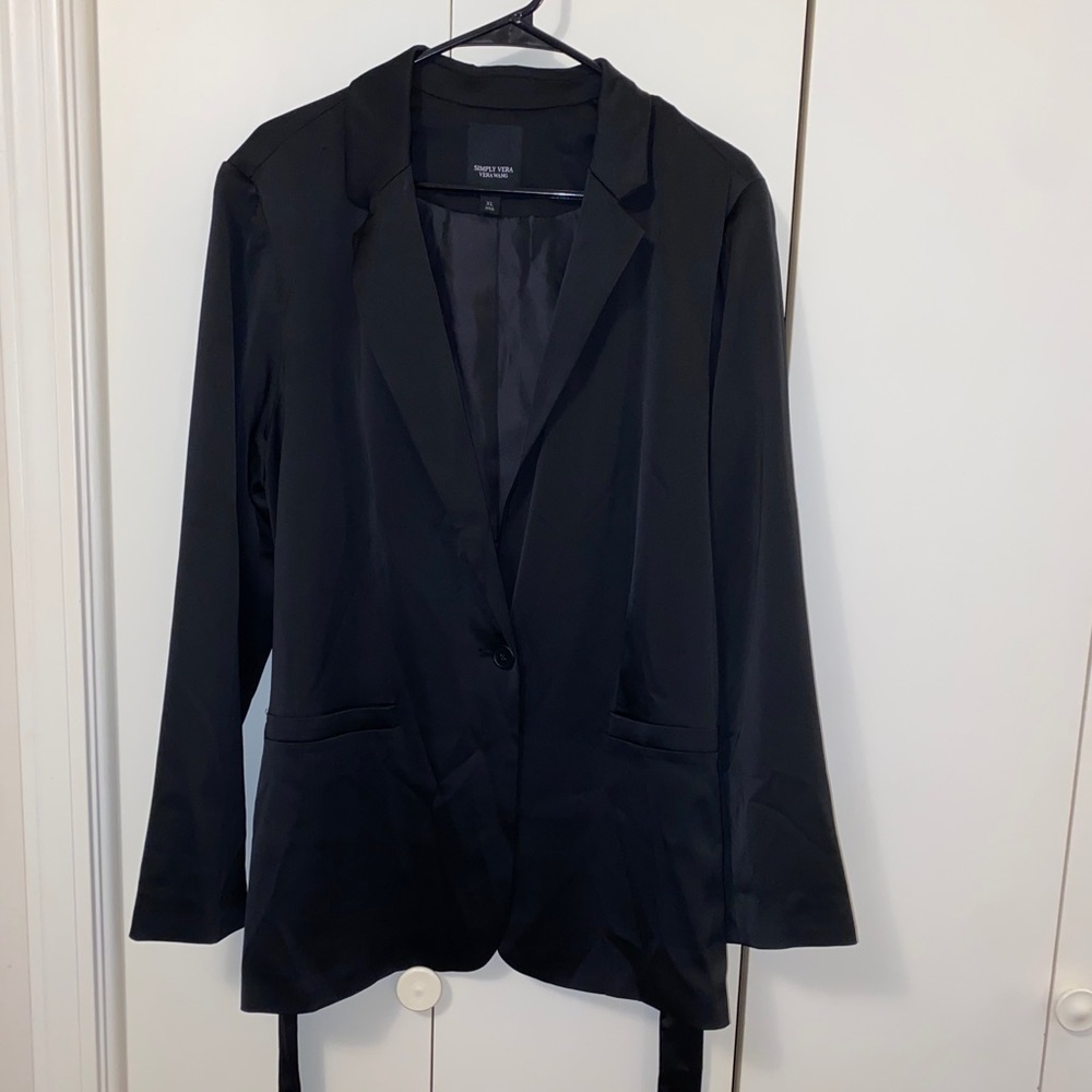 ♦️NWT Simply Vera Wang Glamour Satin Blazer